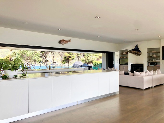 Beach Houses (Rawhiti, North Island, New Zealand)