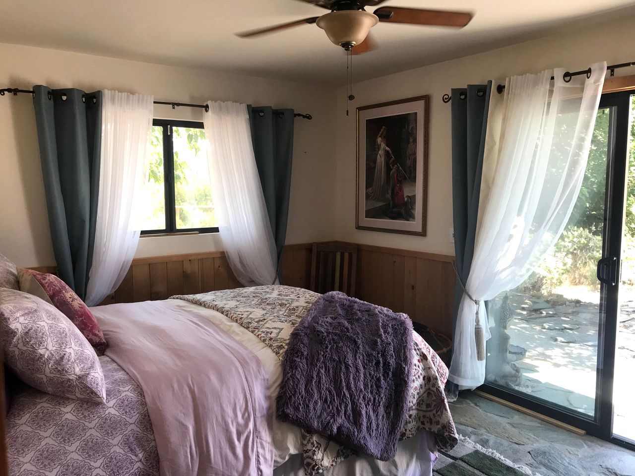 Magical and Secluded Cabin Rental near Yucca Valley for Weekend Getaways from Los Angeles