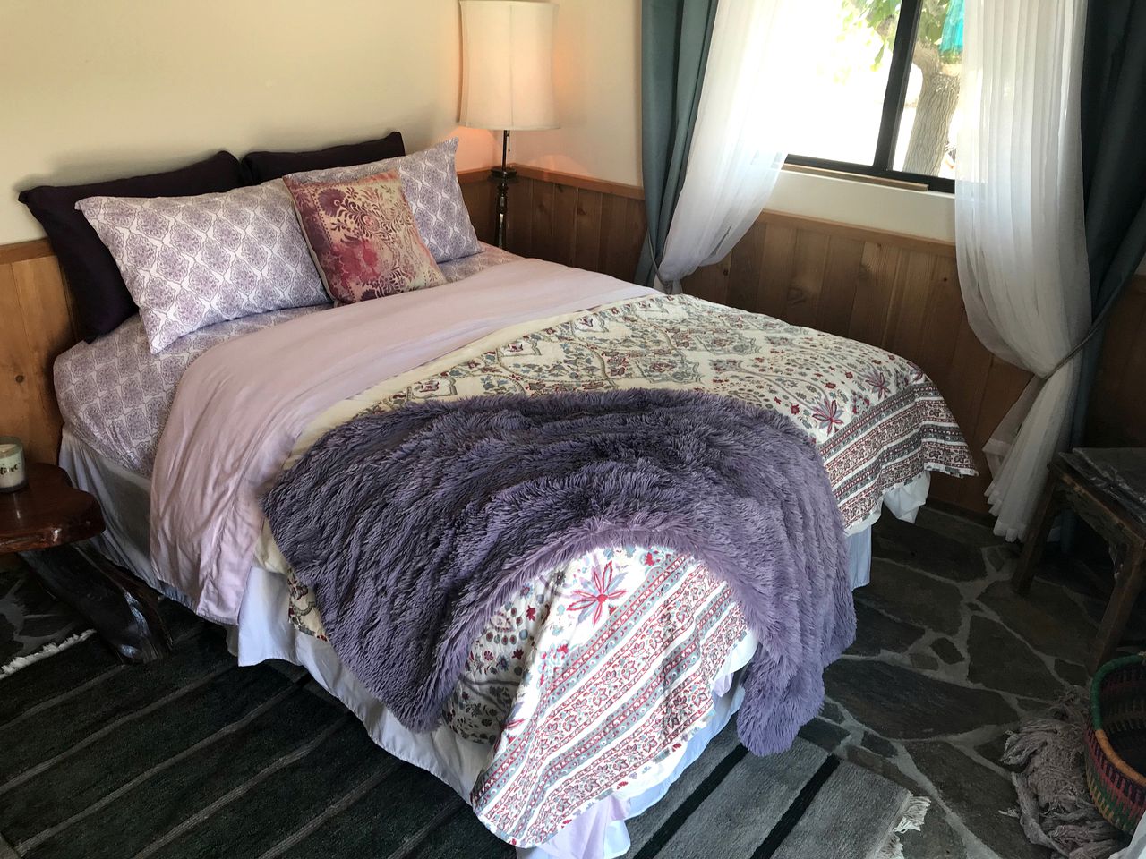 Magical and Secluded Cabin Rental near Yucca Valley for Weekend Getaways from Los Angeles