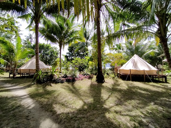 Bell Tents (El Nido, Luzon, Philippines)