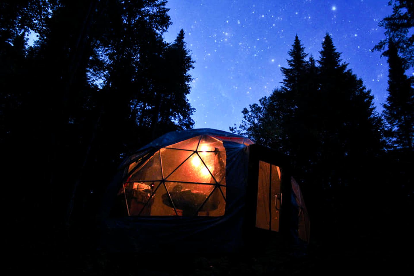 Stunning Dome Rental Perfect for Glamping in Quebec