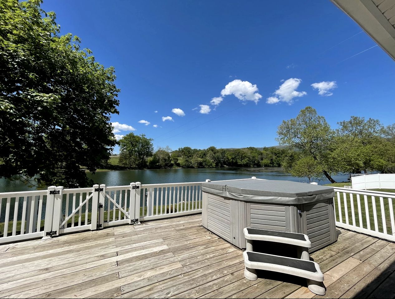 Shenandoah Getaways in this Stunning Riverside Rental for Romantic Escapes to Virginia