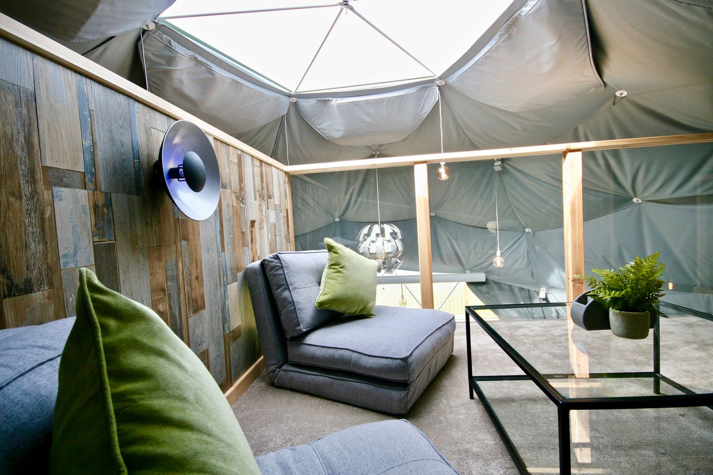 Unique Devonshire Dome with Hot Tub Perfect for Glamping in England
