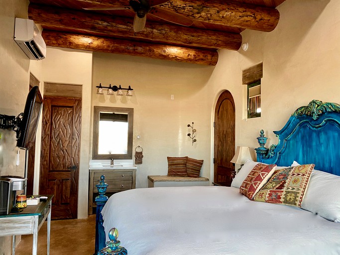 The Grand Hacienda, Vacation Rentals 59976, Abiquiu, United States of