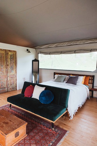 Safari Tents (Taumarunui, North Island, New Zealand)