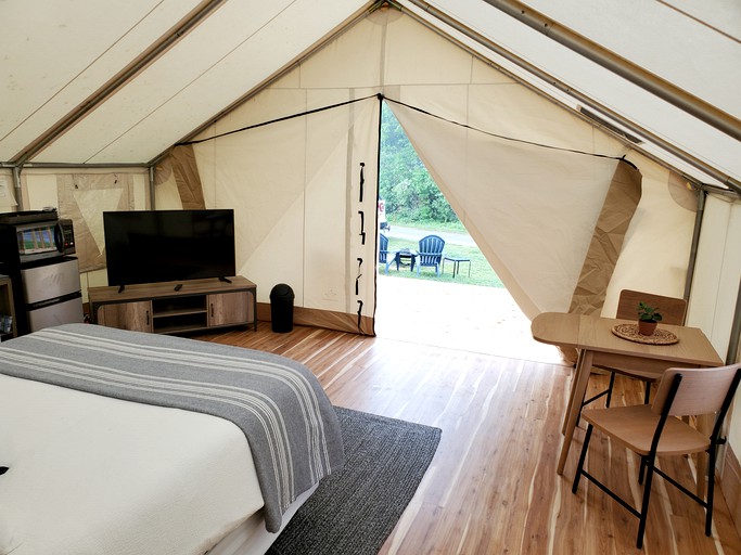 Safari Tents (New York, United States)