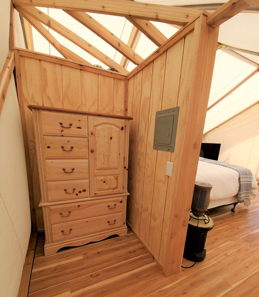 Spacious Safari Tent Rental Ideal for Glamping near NYC