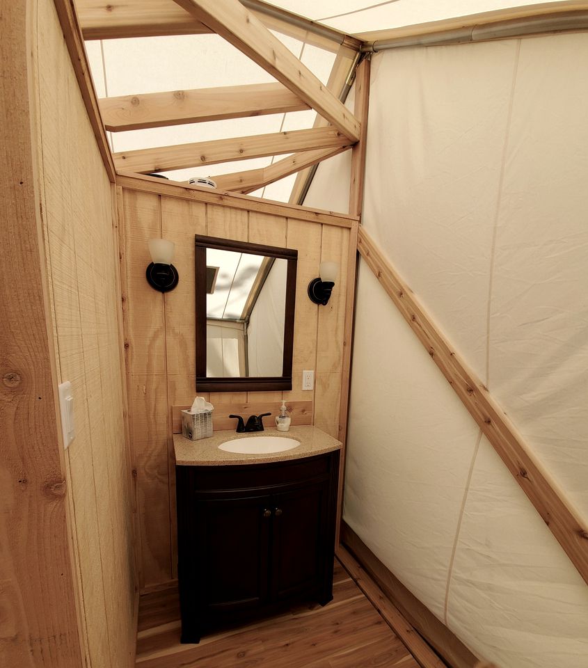 Spacious Safari Tent Rental Ideal for Glamping near NYC