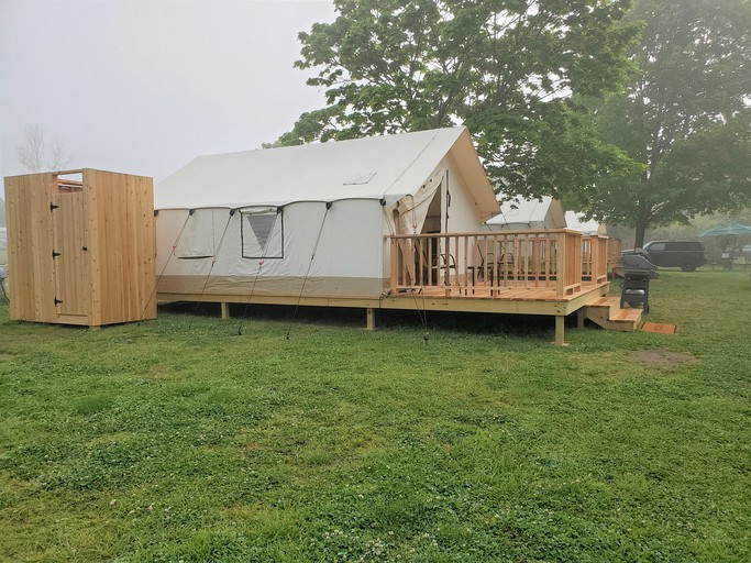 Safari Tents (New York, United States)