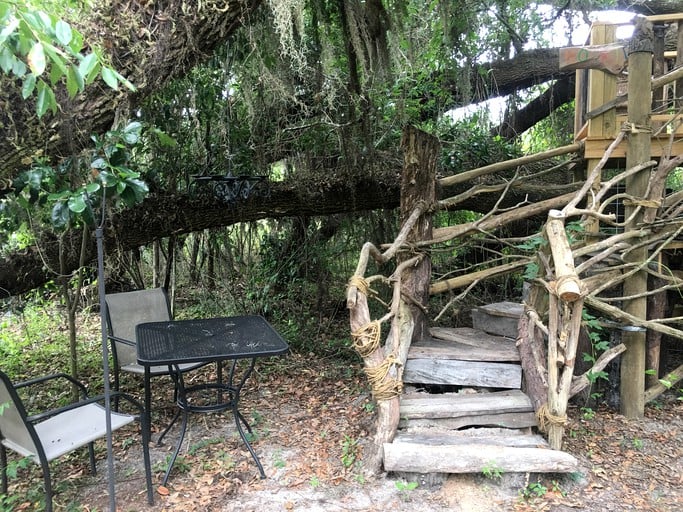 Tree house rental for glamping in Florida