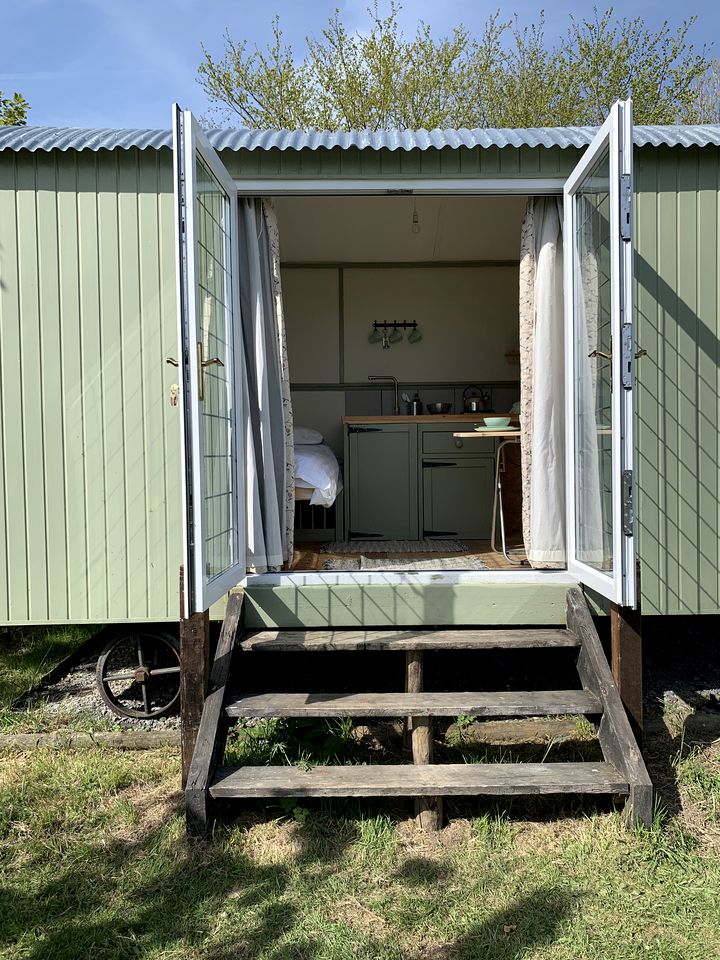 Cosy Shepherd's Hut Rental Ideal for Glamping in Pembrokeshire