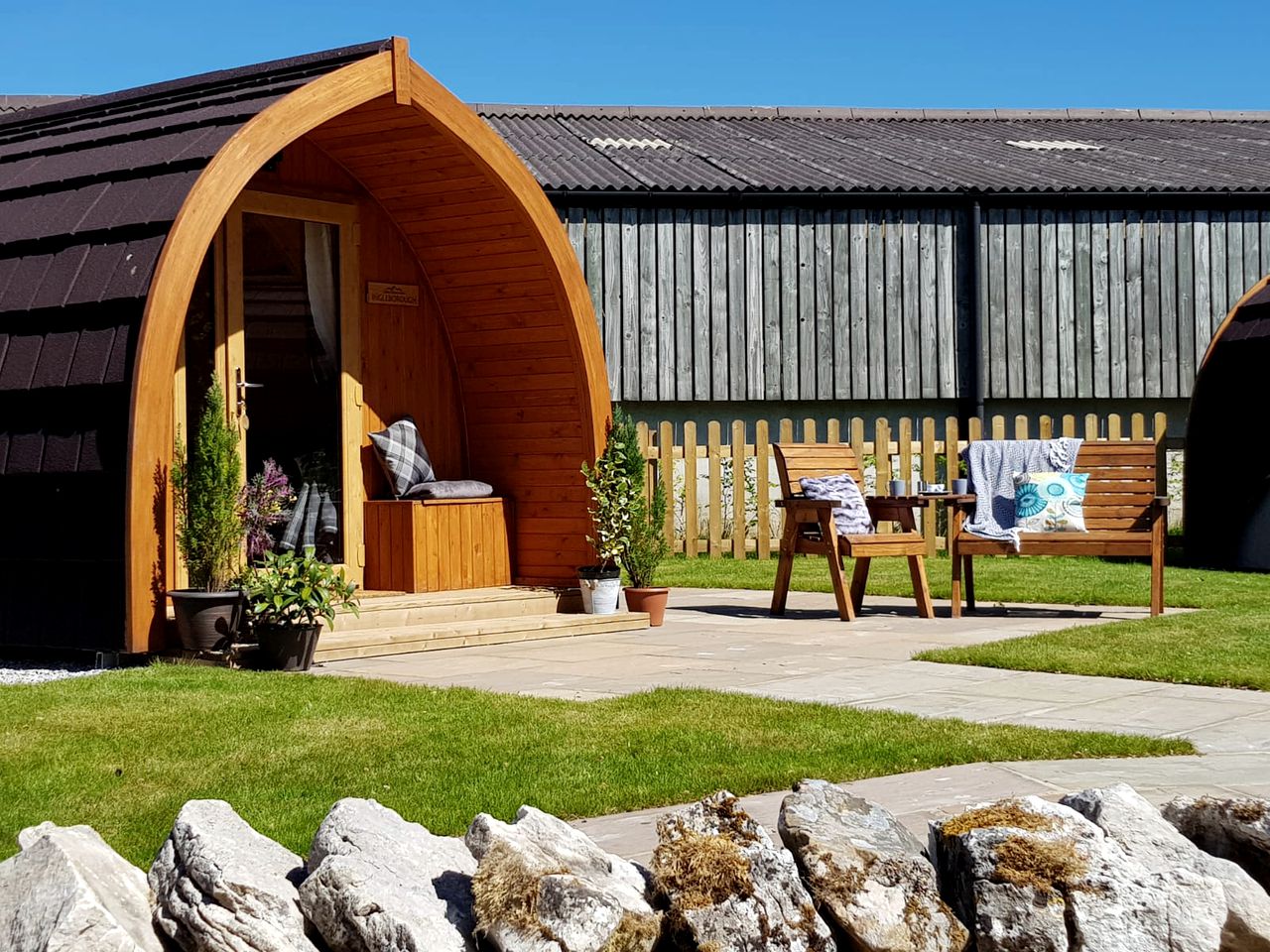 Gorgeous Pod with a Hot Tub for Glamping in Yorkshire Dales