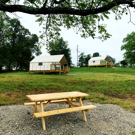 Safari Tents (Jane, Missouri, United States)