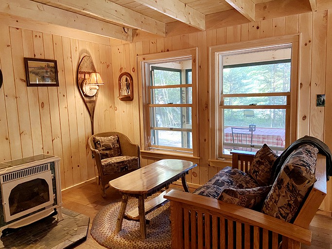 Cabins (Potsdam, New York, United States)