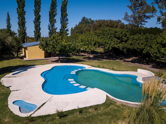 Tented Cabins (Mendoza, Argentina)