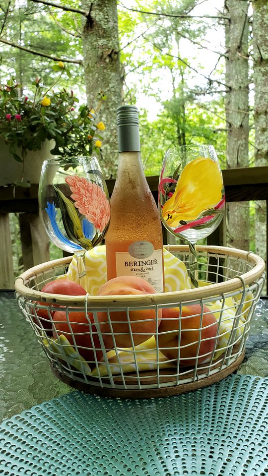 Rustic Tree Top Cabin in Sky Valley, Georgia