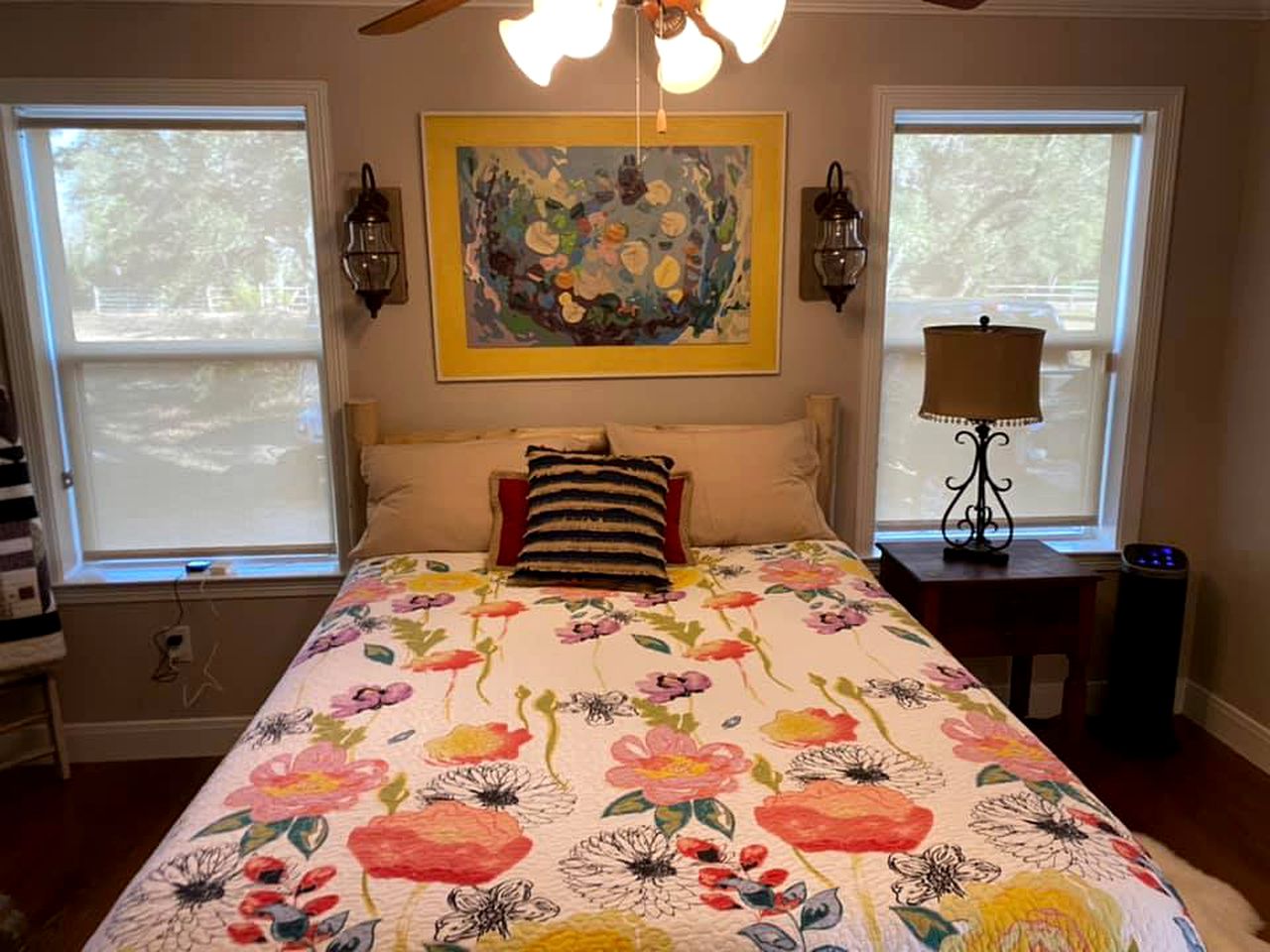 Cozy Texas Cottage Ideal for Weekend Getaways from Austin