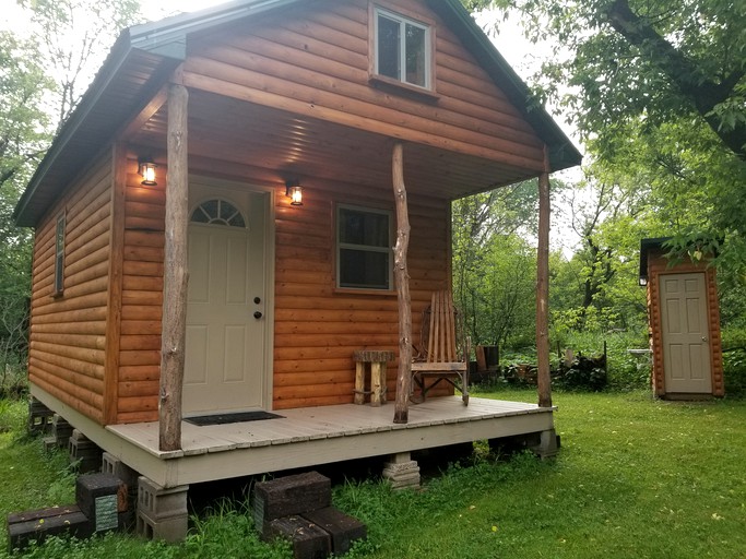 Lovely cabin rental for a weekend getaway in Wisconsin