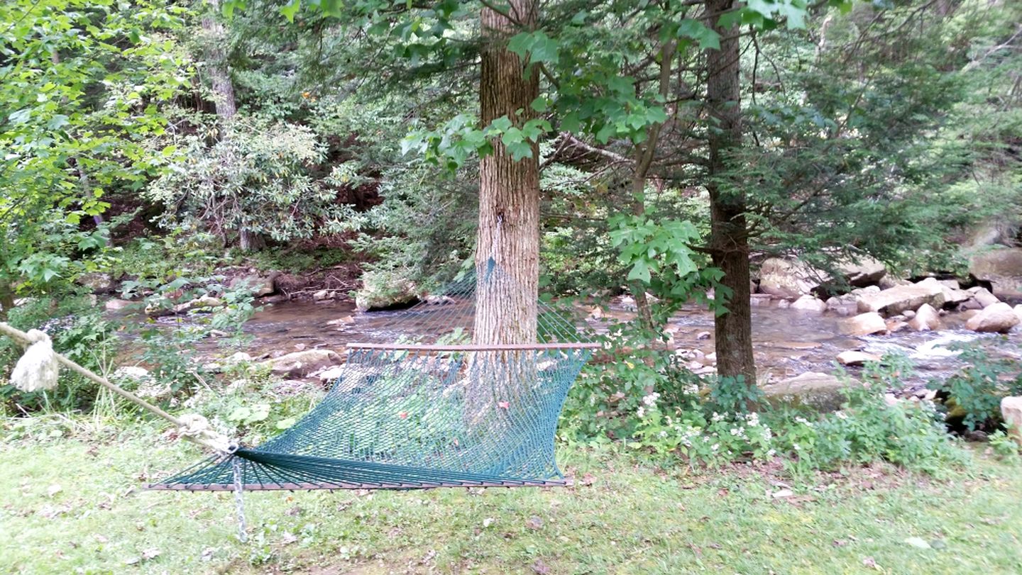 Rustic Cabin Rental Perfect for a WV Vacation