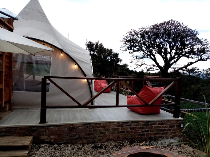 Bell Tents (Cundinamarca, Colombia)