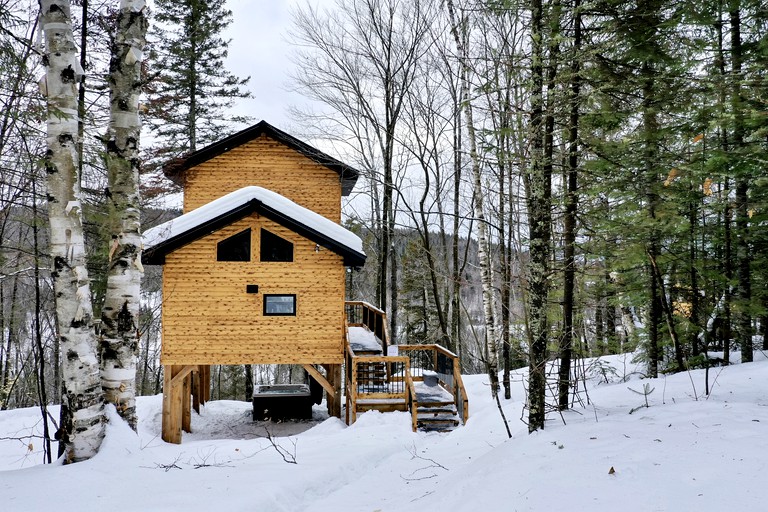 Tree Houses (Sainte-Béatrix, Quebec, Canada)