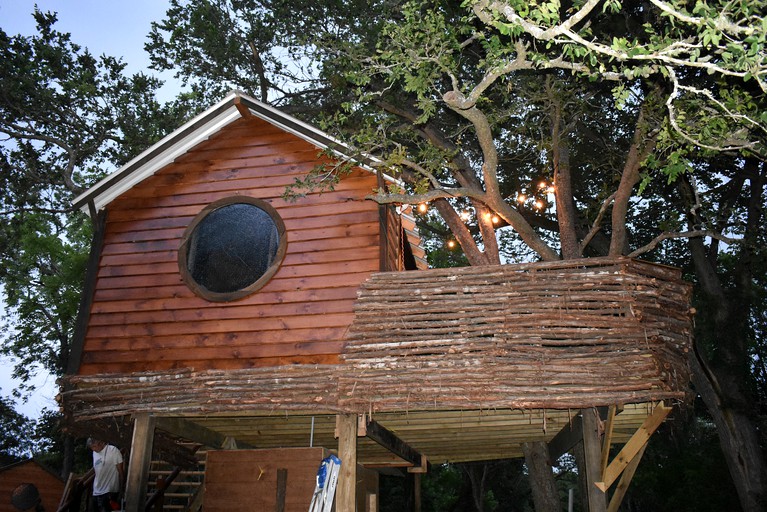 Texas tree house rental