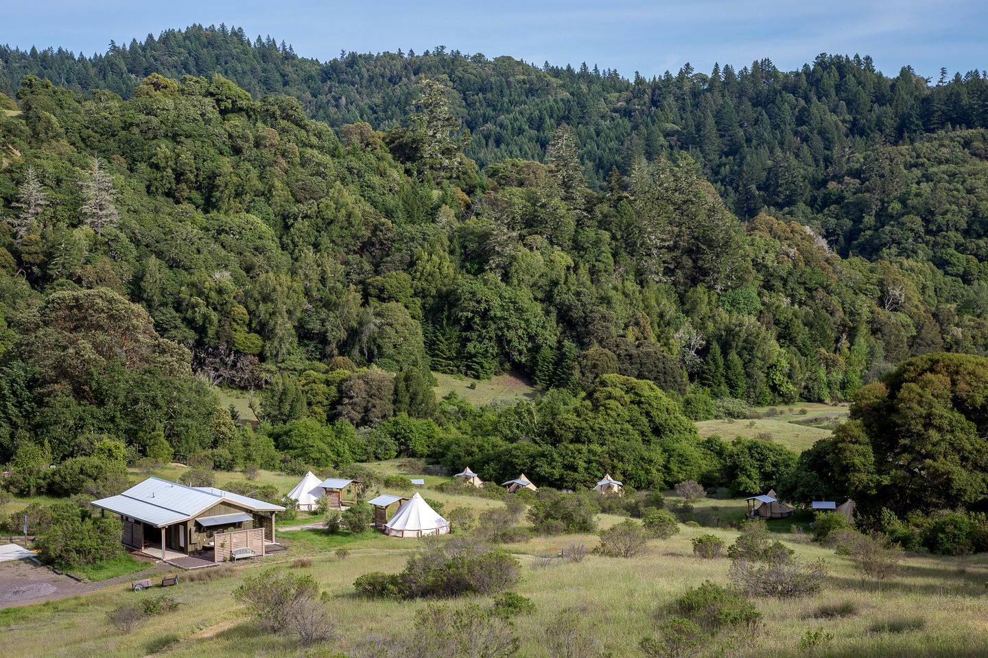 Stylish Bell Tent Rental at a Valley Retreat for Glamping in California