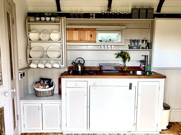 Luxury Accommodation in Norfolk Perfect for a Glamping Holiday photo 2
