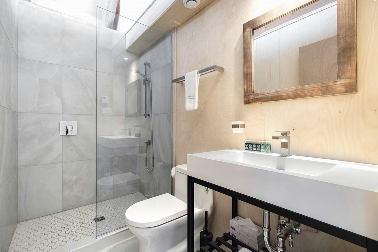 Mont Tremblant Glamping in a Tiny Home Nestled in Nature