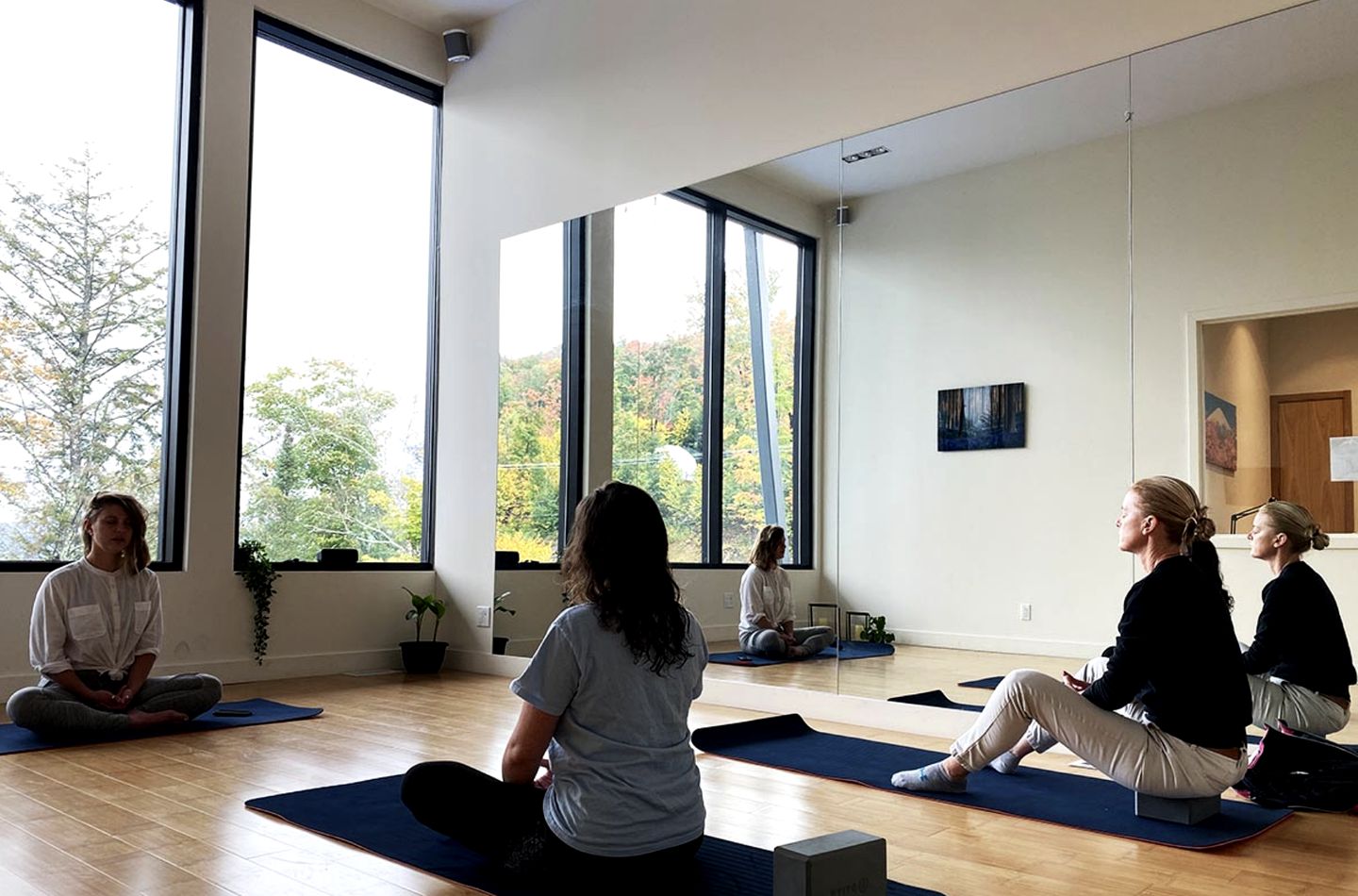 Mont Tremblant Glamping in a Tiny Home Nestled in Nature