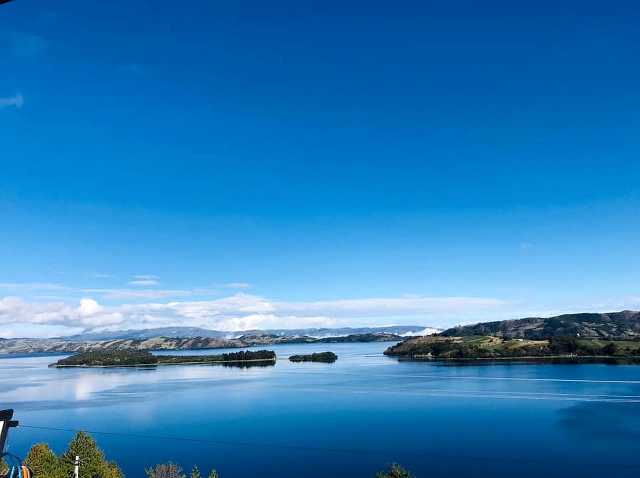 Idyllic Lakeside Cabin for a Laguna de Tota Camping Weekend in Boyacá, Colombia
