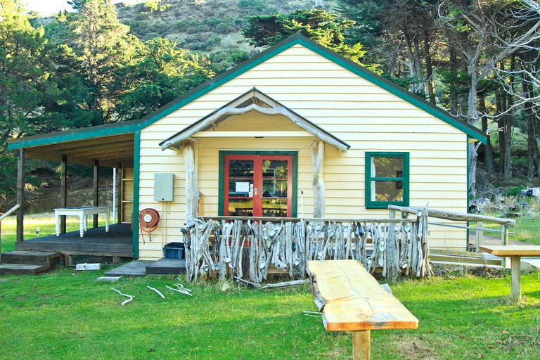 Akaroa cabin for South Island getaways