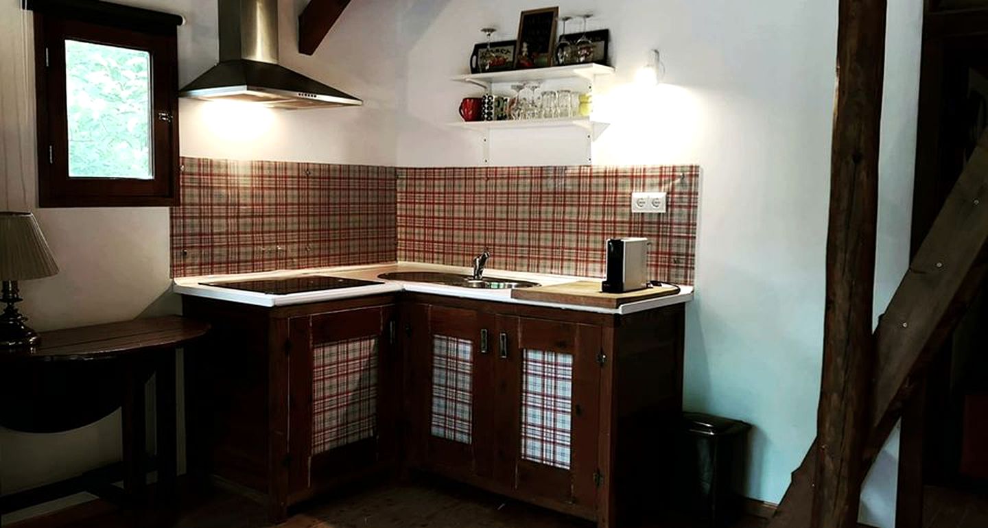 Pet-Friendly Farm Stay Accommodation with Pool for Glamping in Portugal