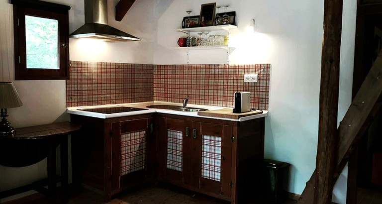 Cabins (Albergaria-a-Velha, Aveiro District, Portugal)