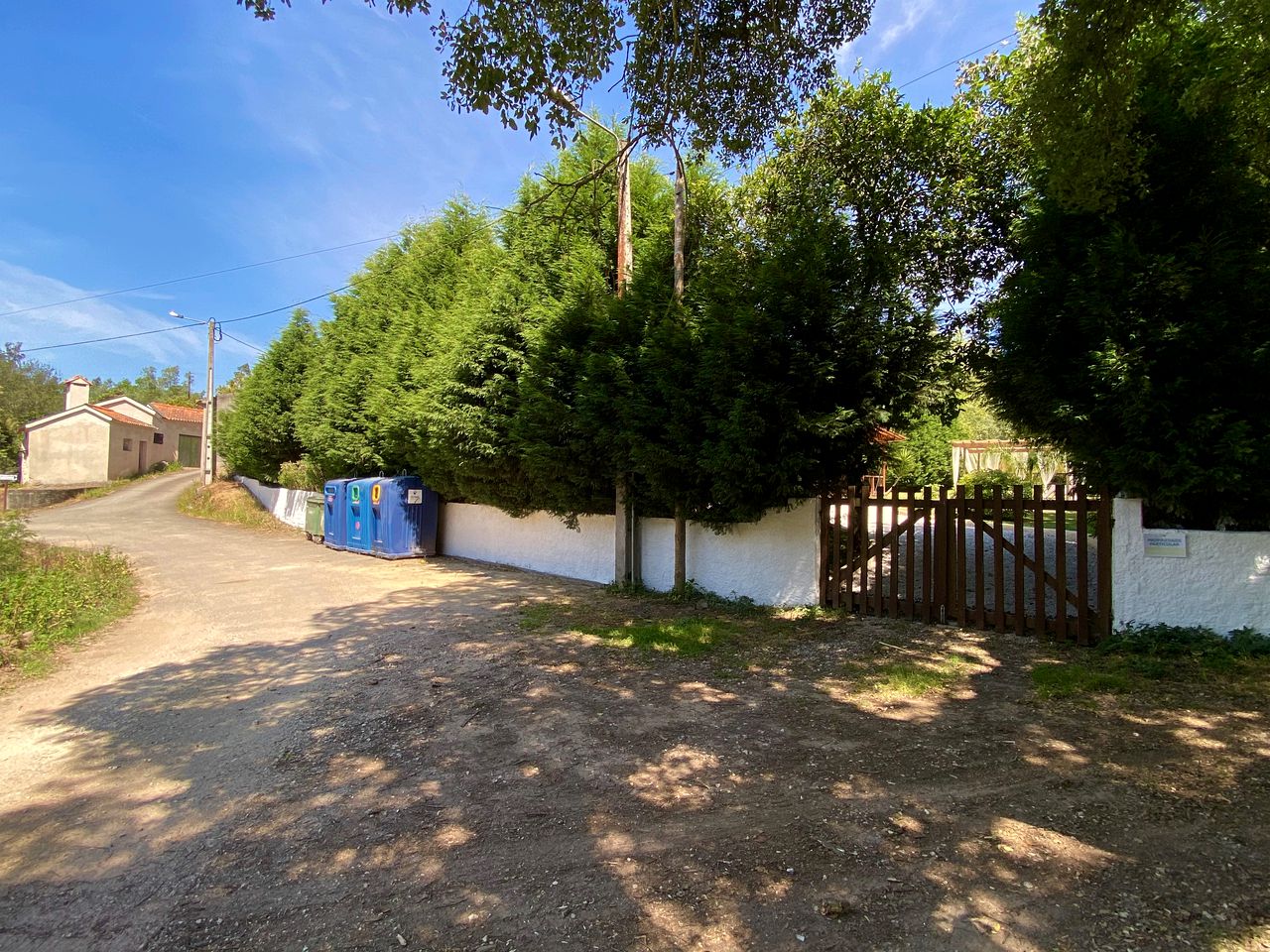 Pet-Friendly Farm Stay Accommodation with Pool for Glamping in Portugal