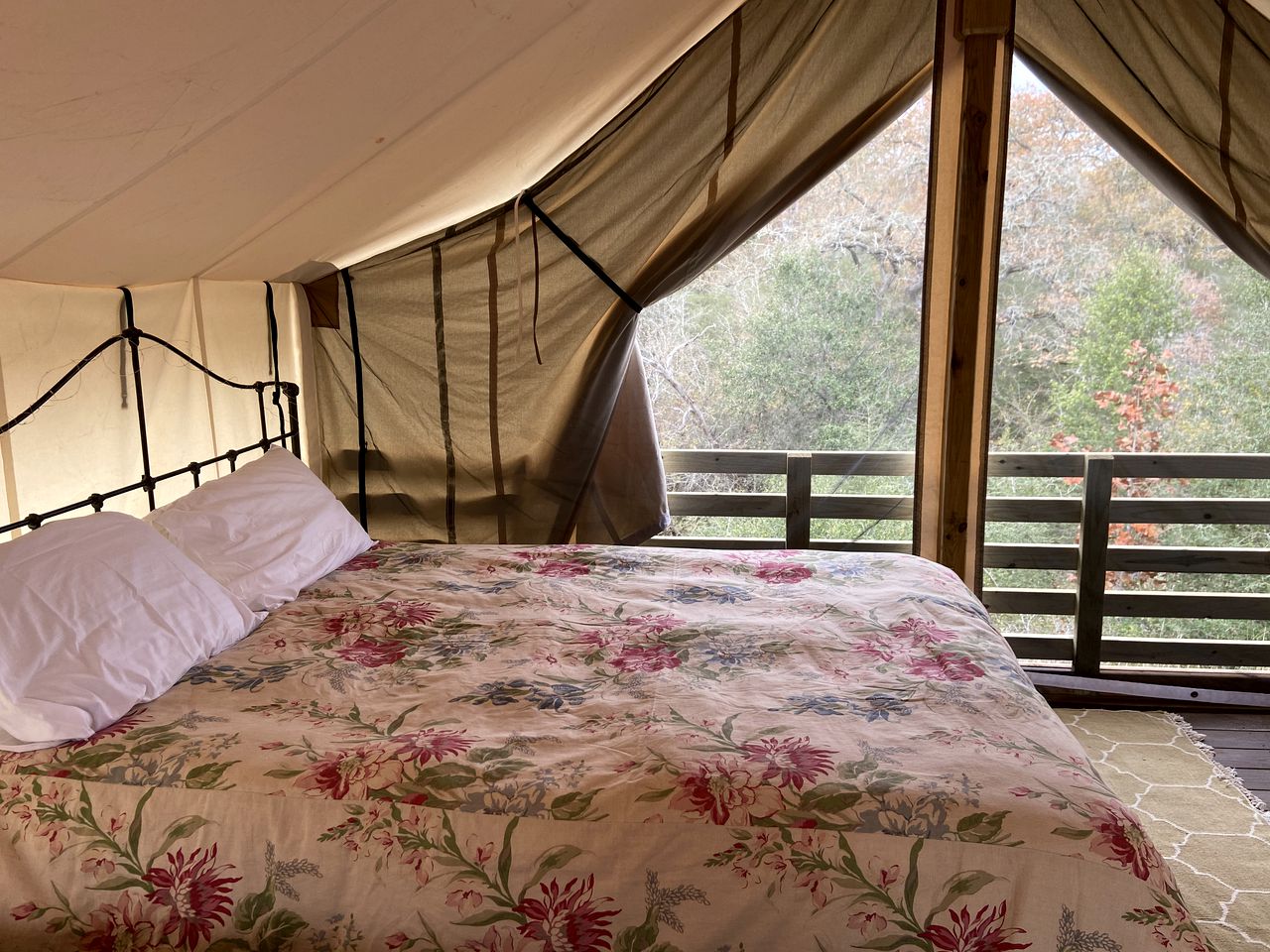 Gorgeous Texas Glamping Retreat in Lockhart