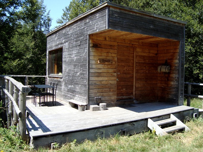 Cabins (Drôme, Auvergne-Rhône-Alpes, France)