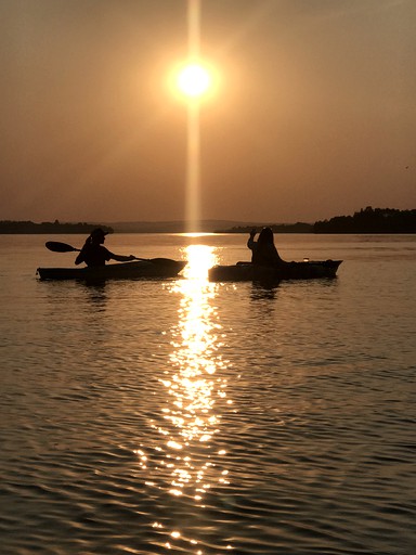 Caravans (Ramara, Ontario, Canada)