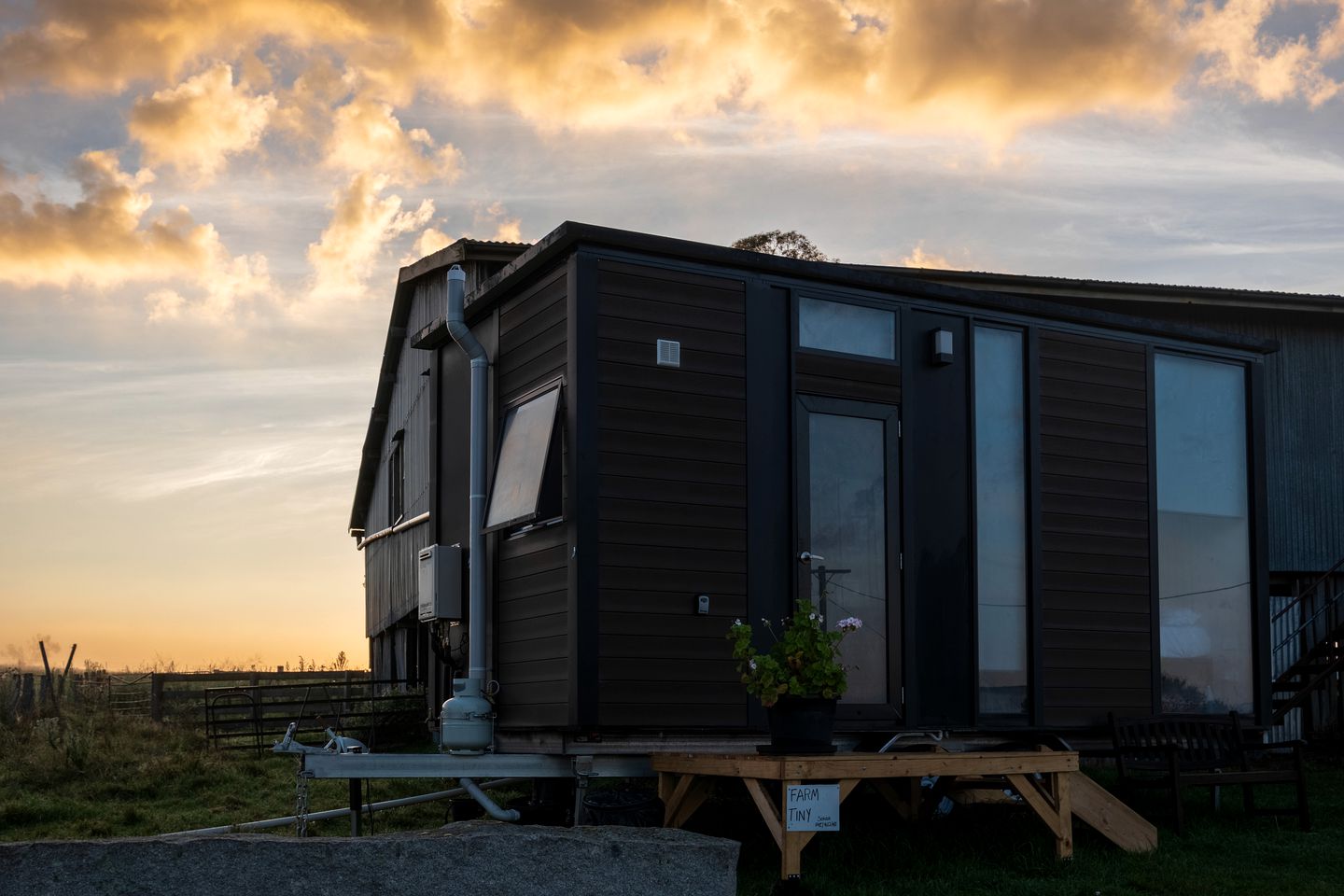 Rustic Tiny House Accommodation in Braidwood Perfect for a Weekend Getaway