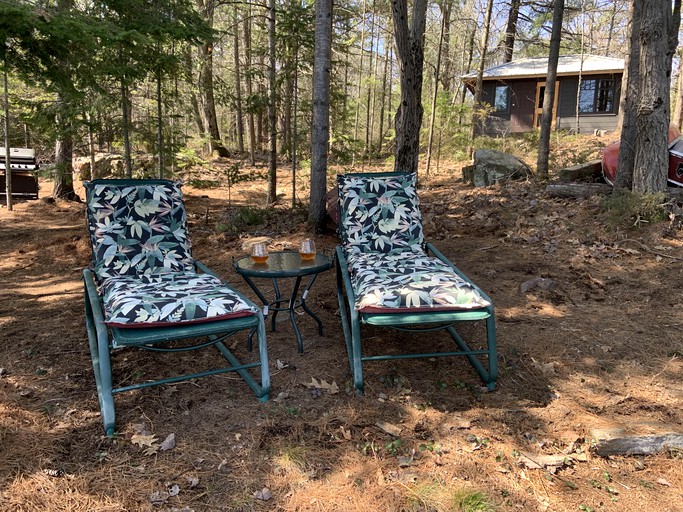 Cabins (Muskoka, Ontario, Canada)