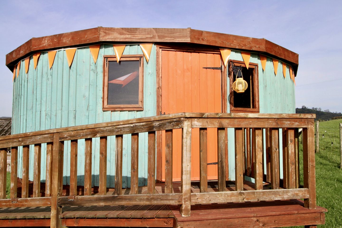 Yurt Axana