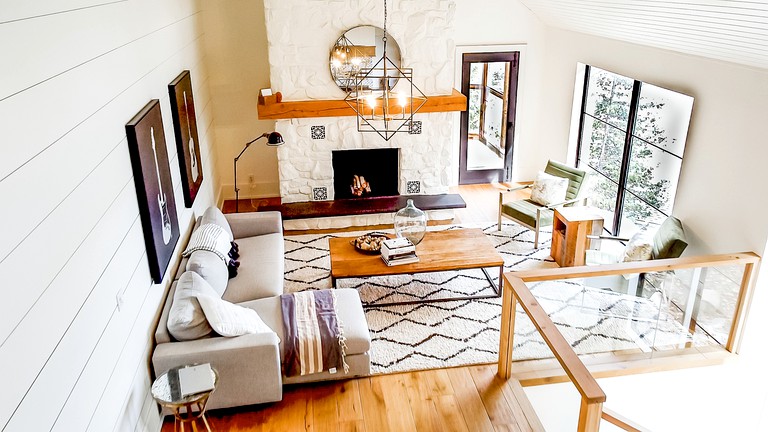 Vacation Rentals (Ontario, Canada)