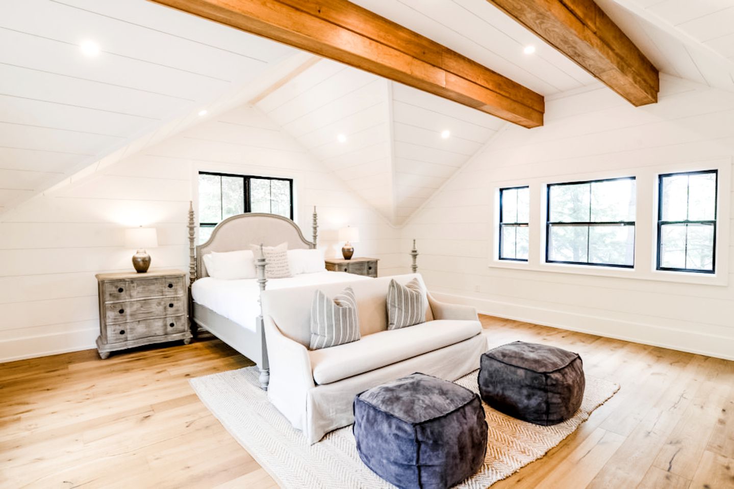 Luxurious Muskoka Lake in Port Carling, Ontario