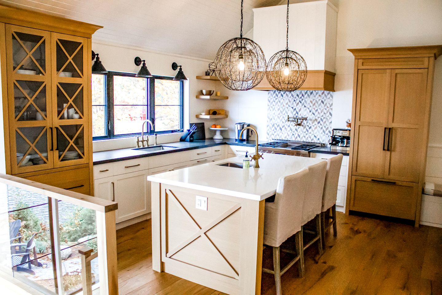 Luxurious Muskoka Lake in Port Carling, Ontario