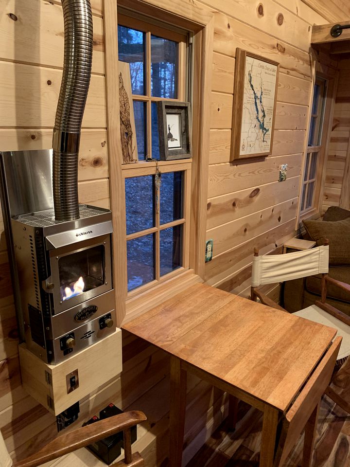 Many Pines Tiny House in in Chetek, WI