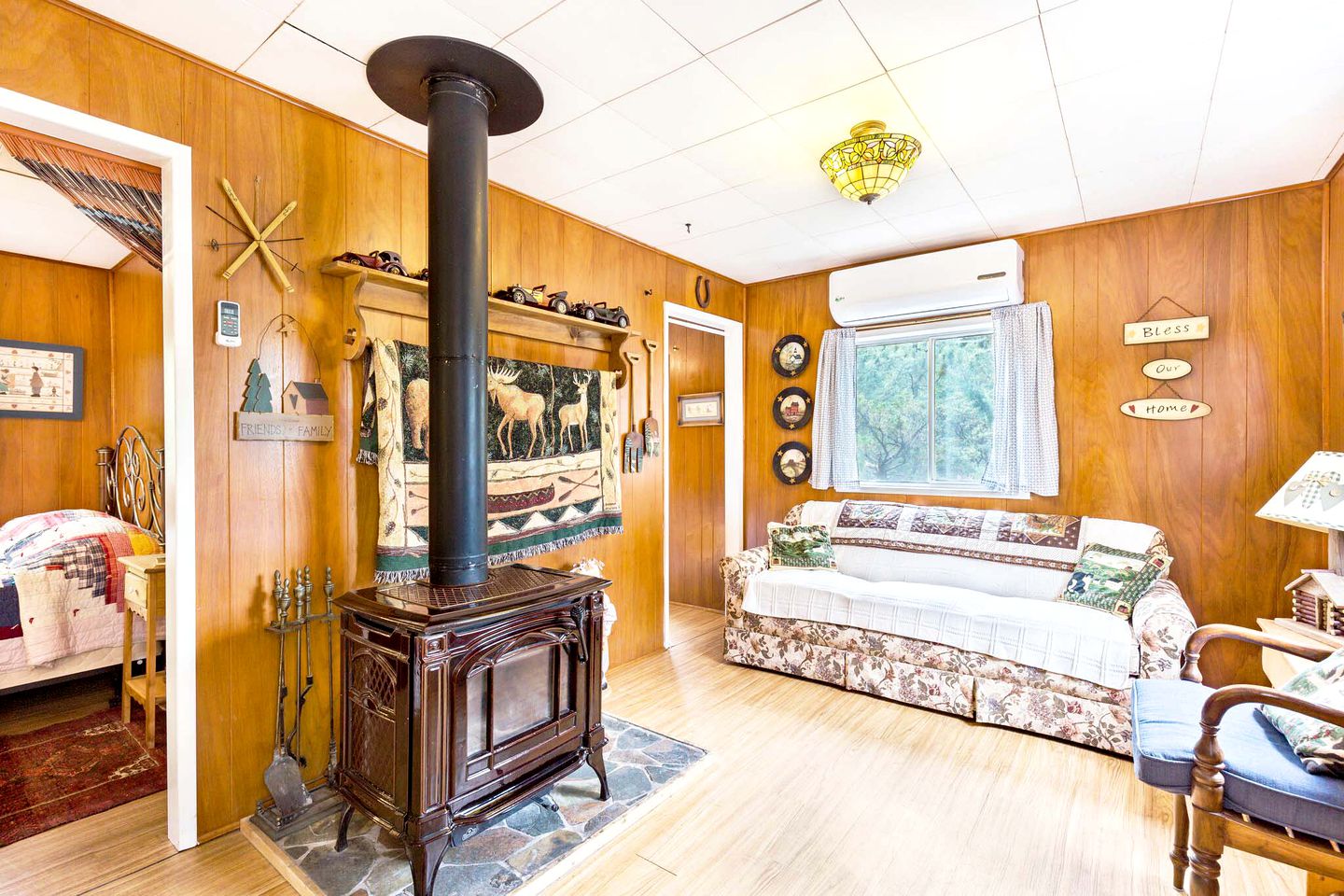 Secluded Cabin in Julian for a Pet-Friendly Weekend Getaway in California