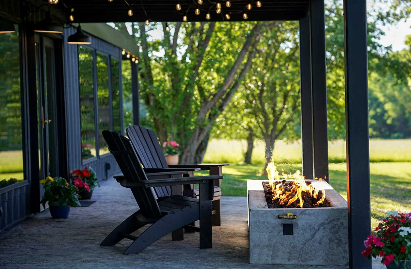 Luxury Cabin with a Hot Tub in Barneveld Ideal for Romantic Adirondack Getaways