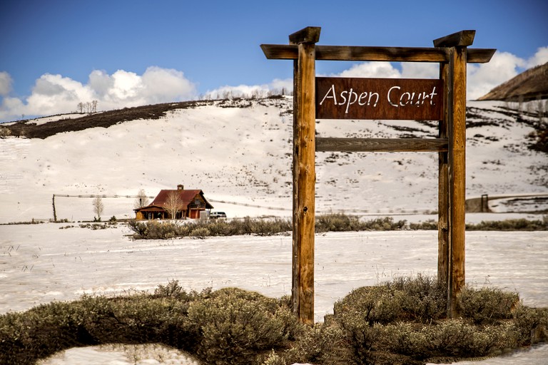 Cabins (Clark, Colorado, United States of America)