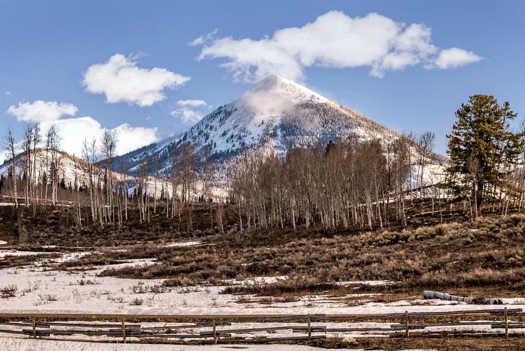 Cabins (Clark, Colorado, United States of America)
