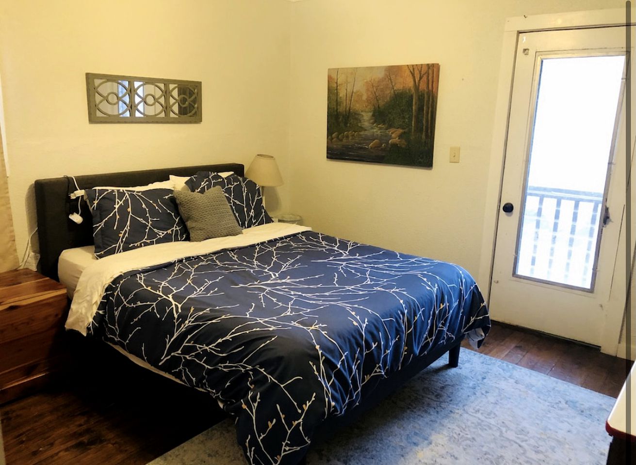 Quaint Alabama Vacation Rental on Little River